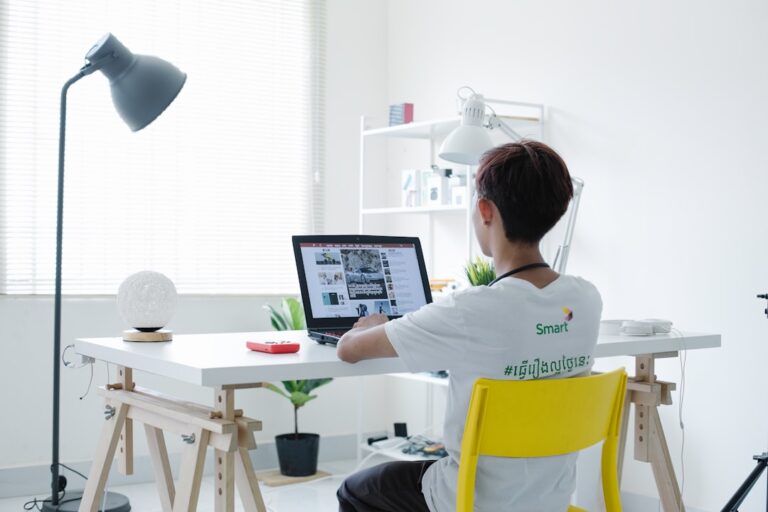 How to Upgrade Your Home Office with Smart Devices